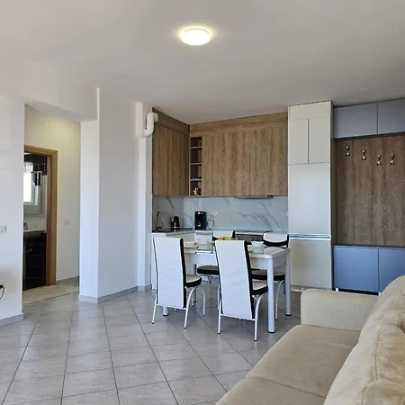 Roman Apartment * Sarandë